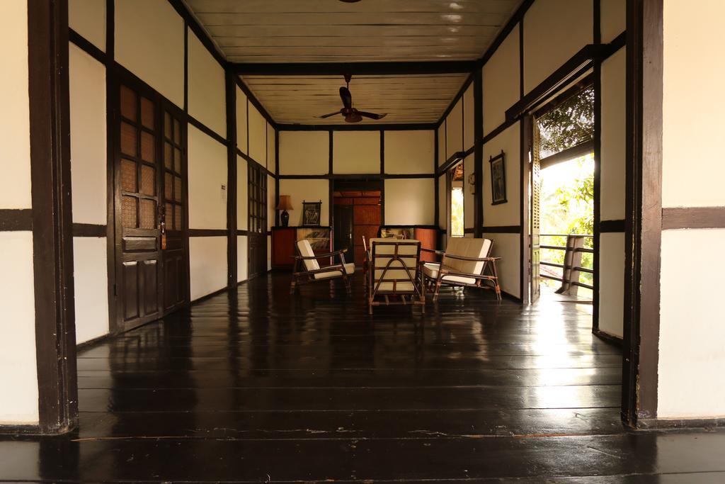 Villa Lao Vientiane Luaran gambar