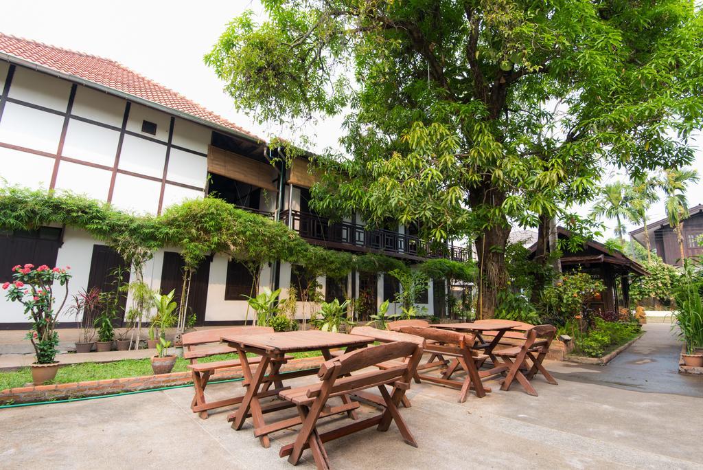 Villa Lao Vientiane Luaran gambar